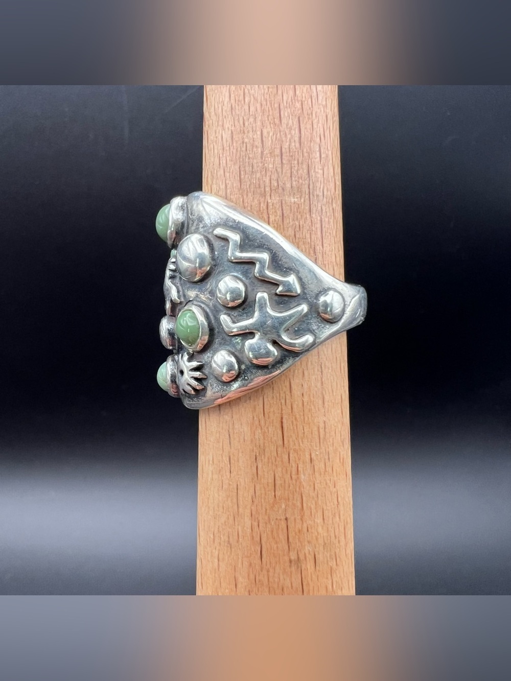 Carolyn Pollack Petroglyph Turquoise Saddle Ring - Picture 3 of 6